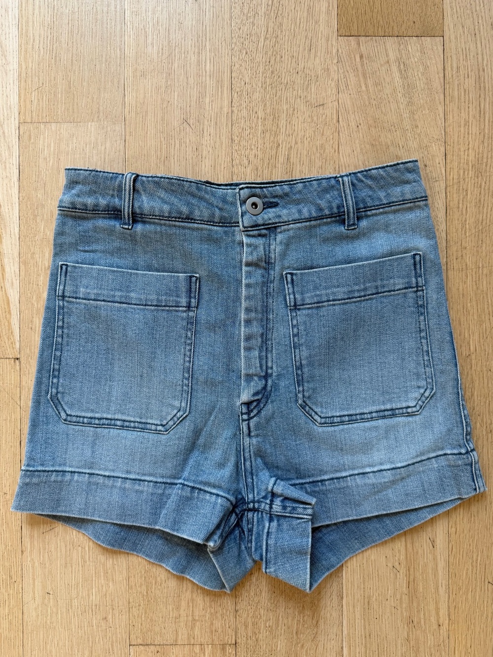 Denim High-Rise Pocket Women’s Shorts - Light Blue